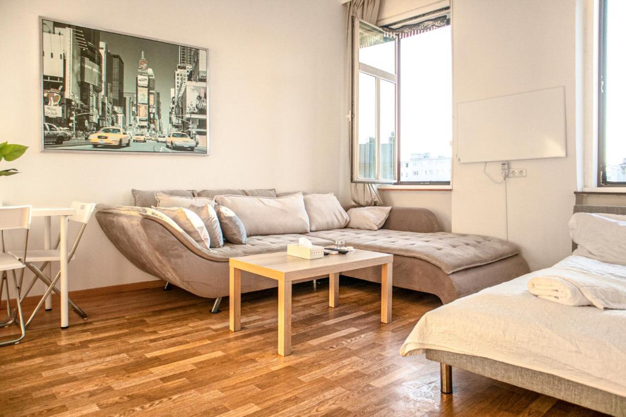 Joyful 2Br Shared Apt Near Millenium Tower & Danube River Wina Bagian luar foto