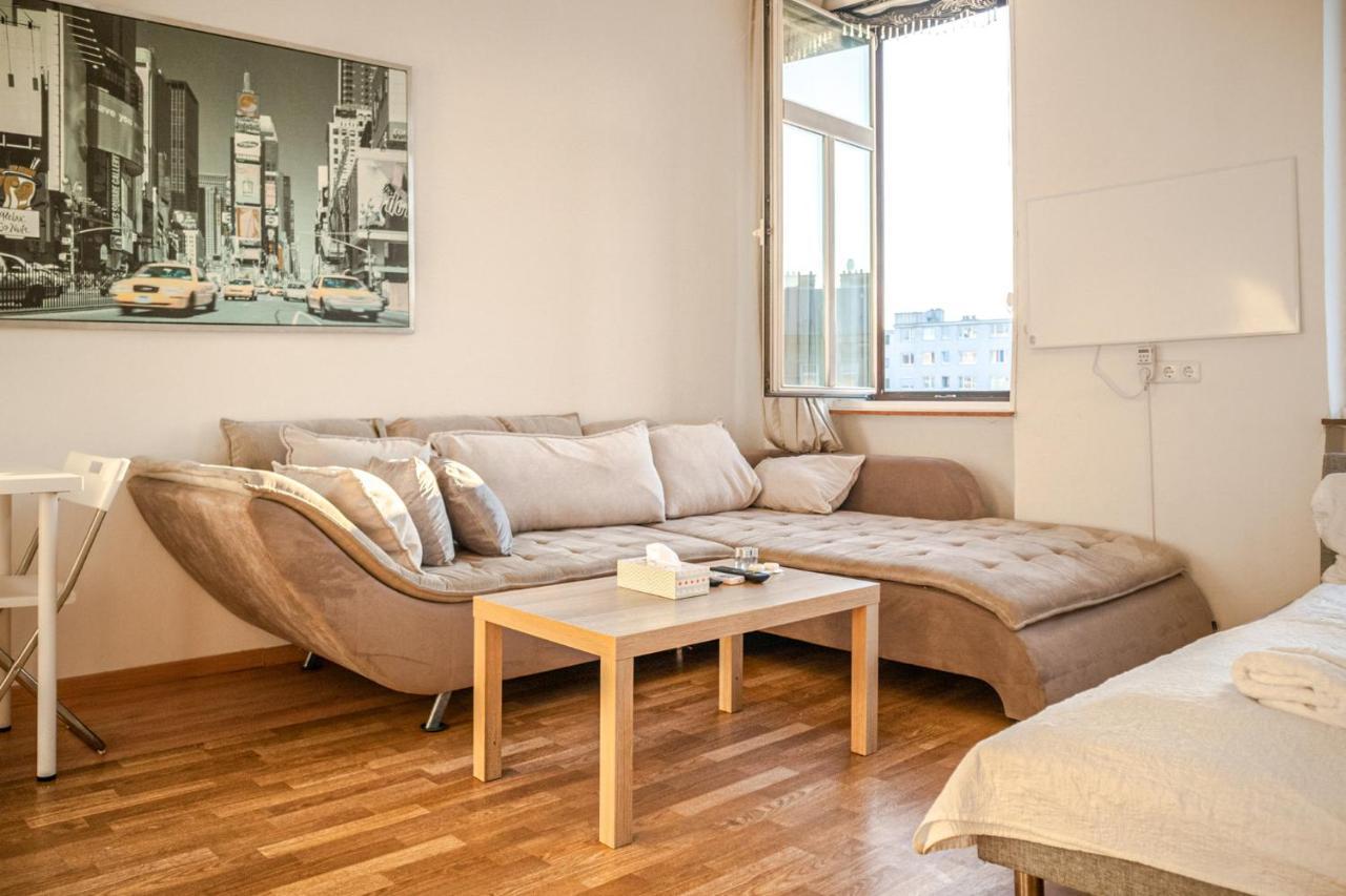 Joyful 2Br Shared Apt Near Millenium Tower & Danube River Wina Bagian luar foto