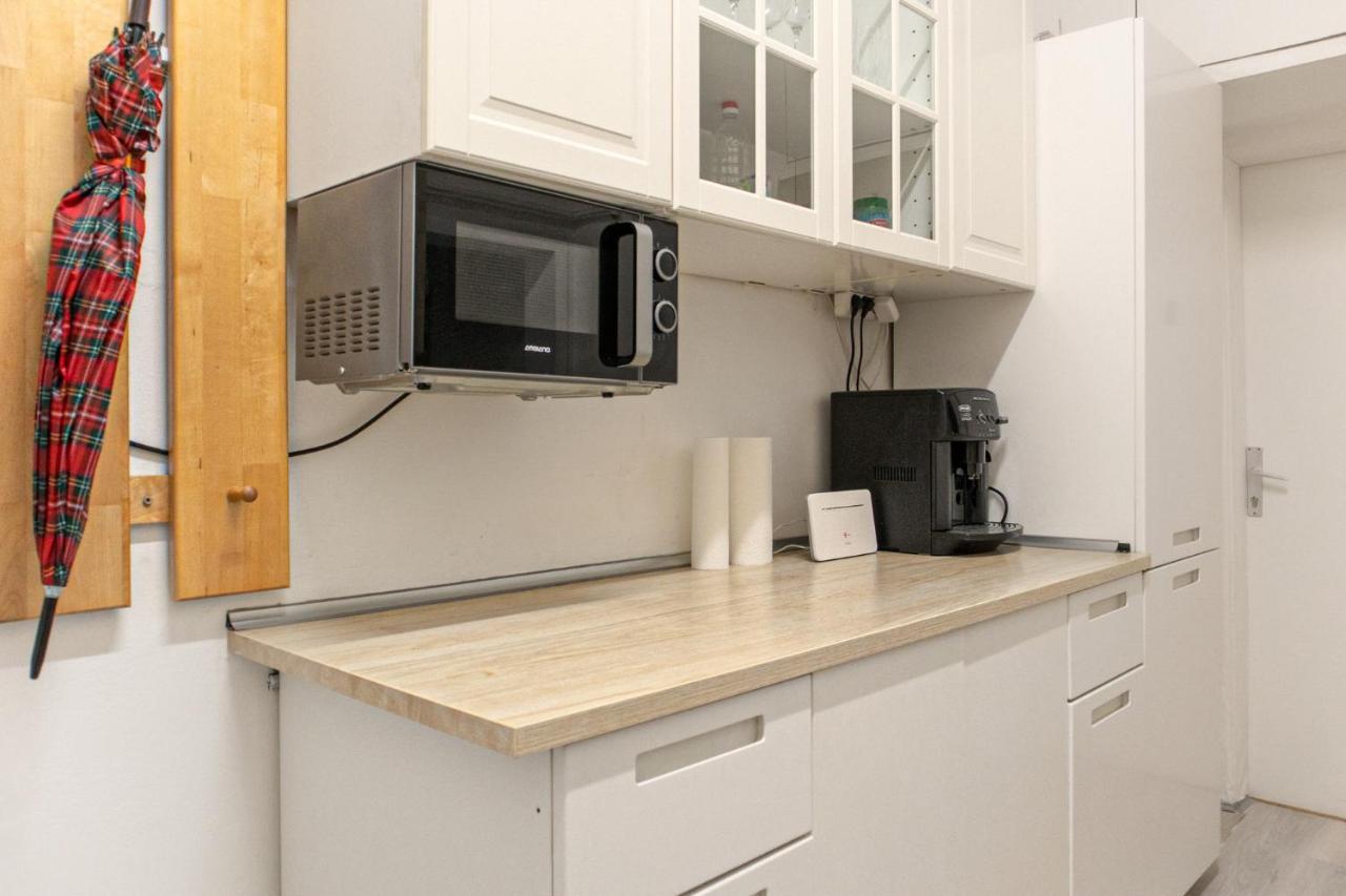 Joyful 2Br Shared Apt Near Millenium Tower & Danube River Wina Bagian luar foto