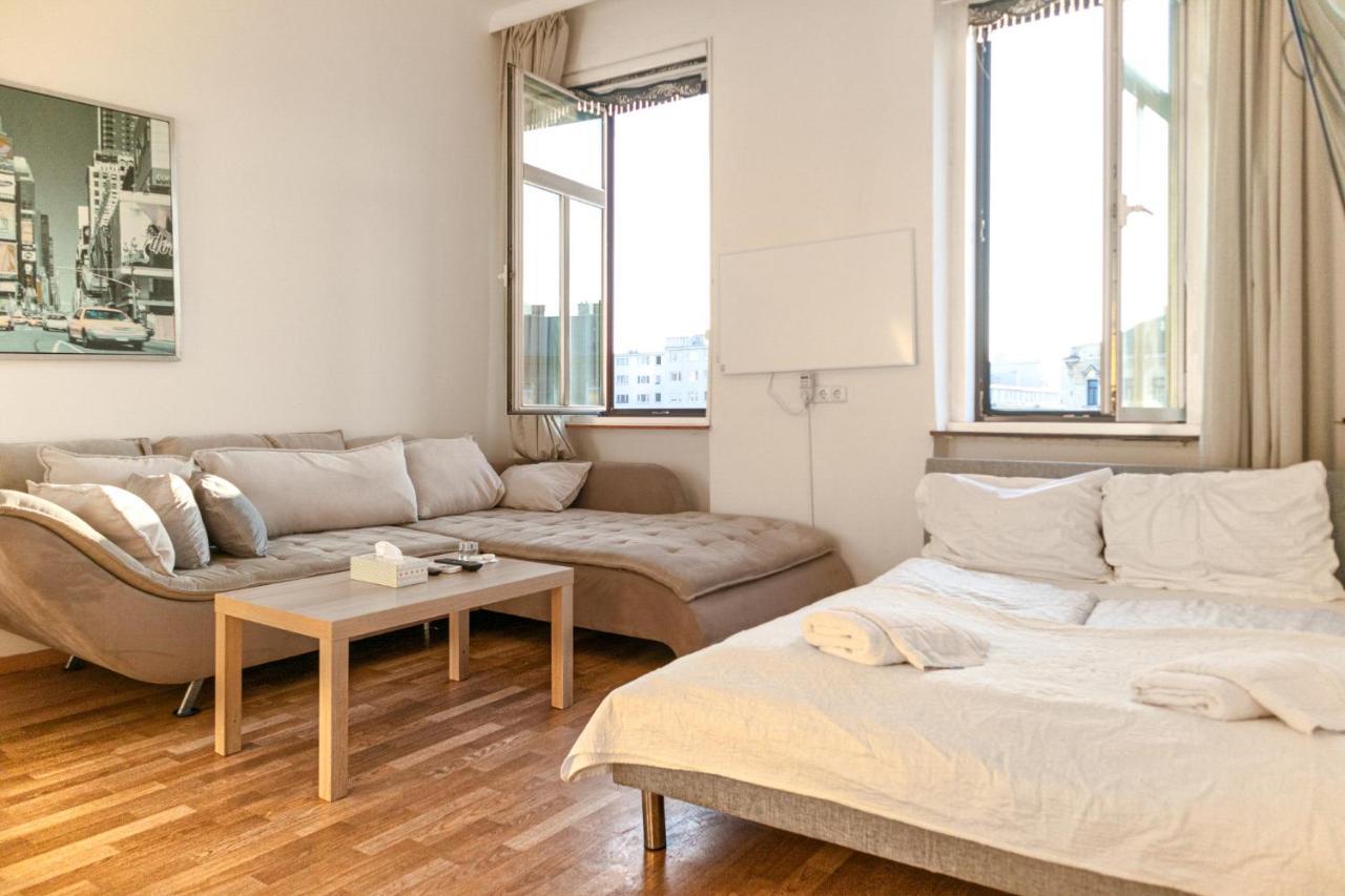 Joyful 2Br Shared Apt Near Millenium Tower & Danube River Wina Bagian luar foto