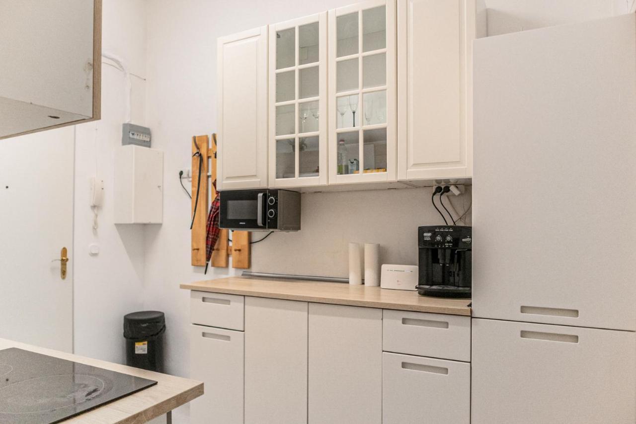 Joyful 2Br Shared Apt Near Millenium Tower & Danube River Wina Bagian luar foto