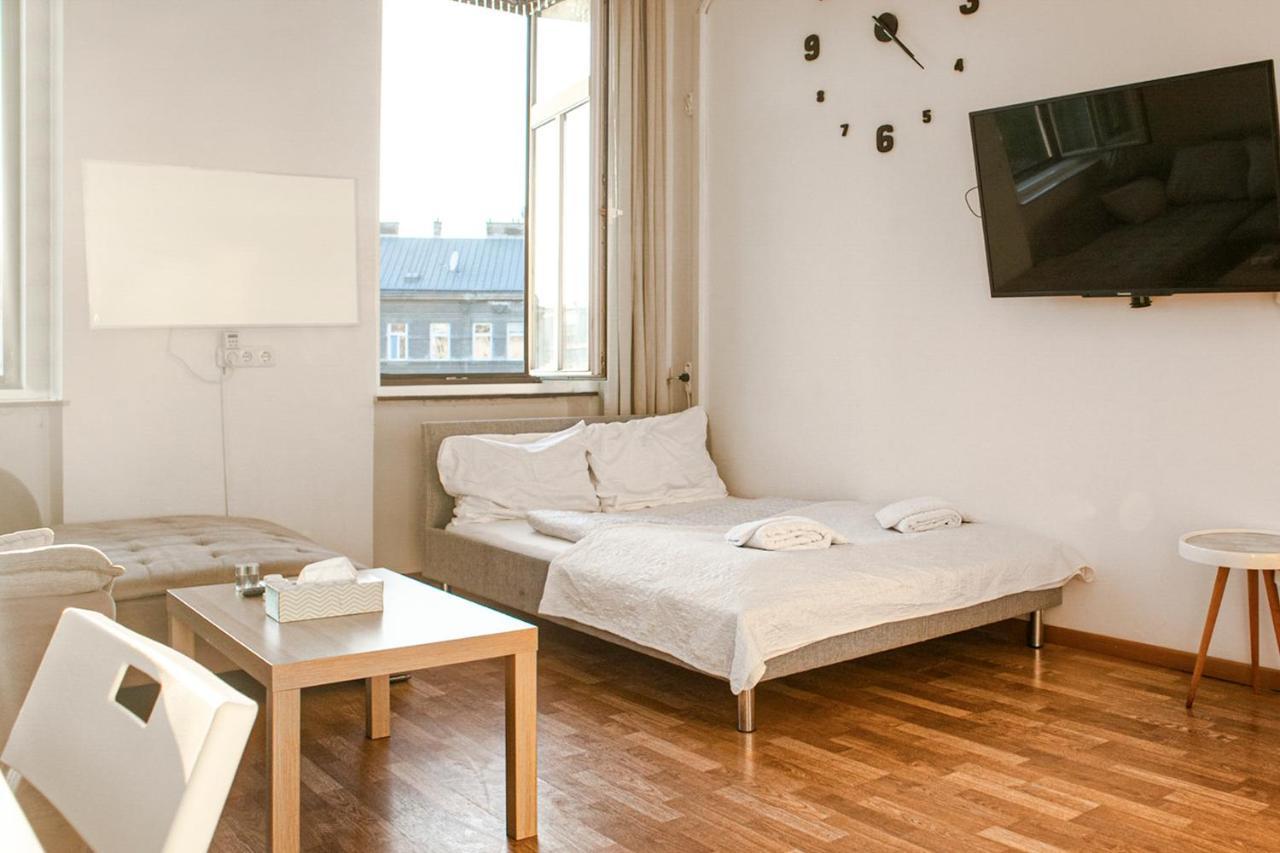 Joyful 2Br Shared Apt Near Millenium Tower & Danube River Wina Bagian luar foto