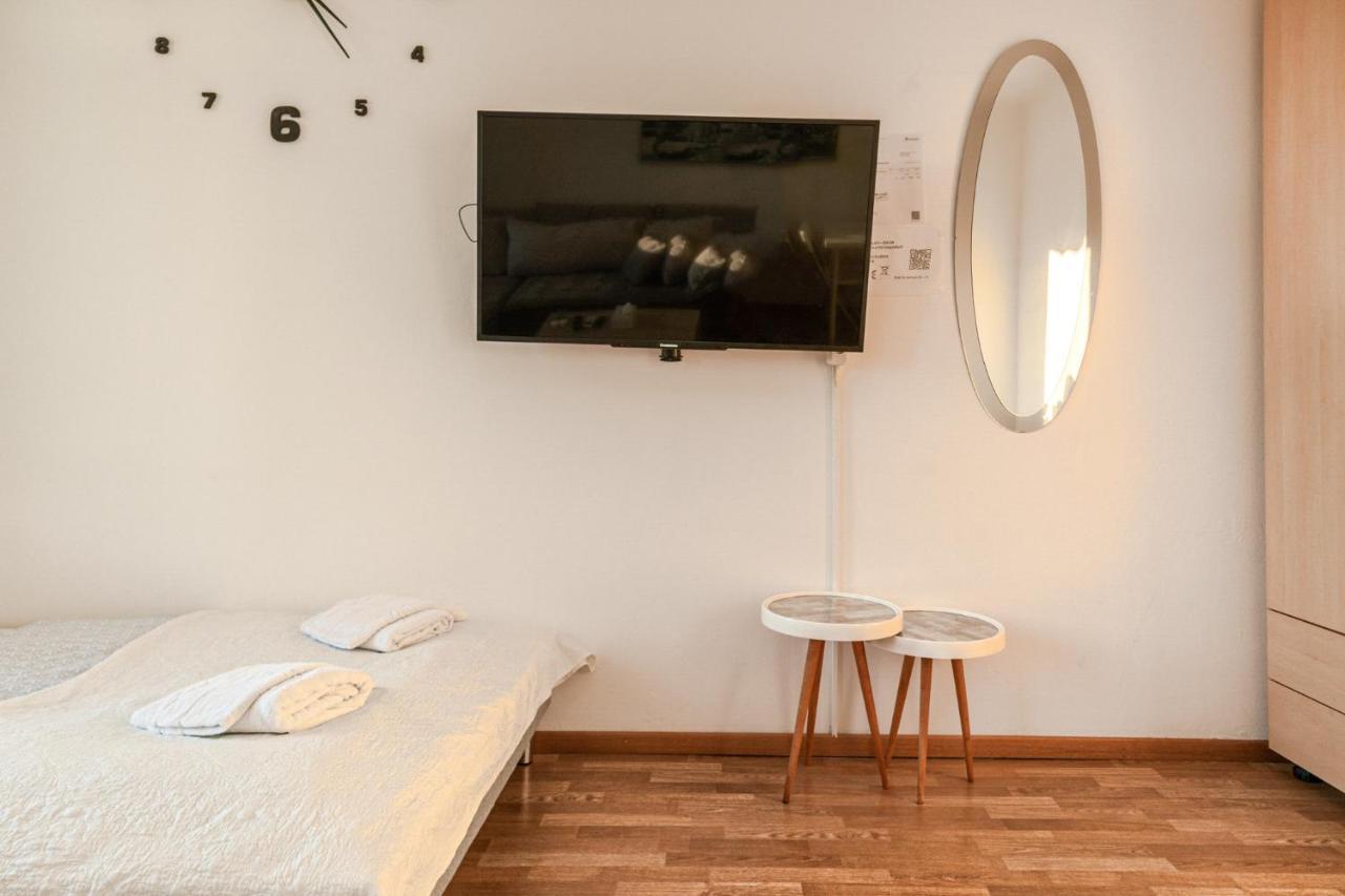 Joyful 2Br Shared Apt Near Millenium Tower & Danube River Wina Bagian luar foto