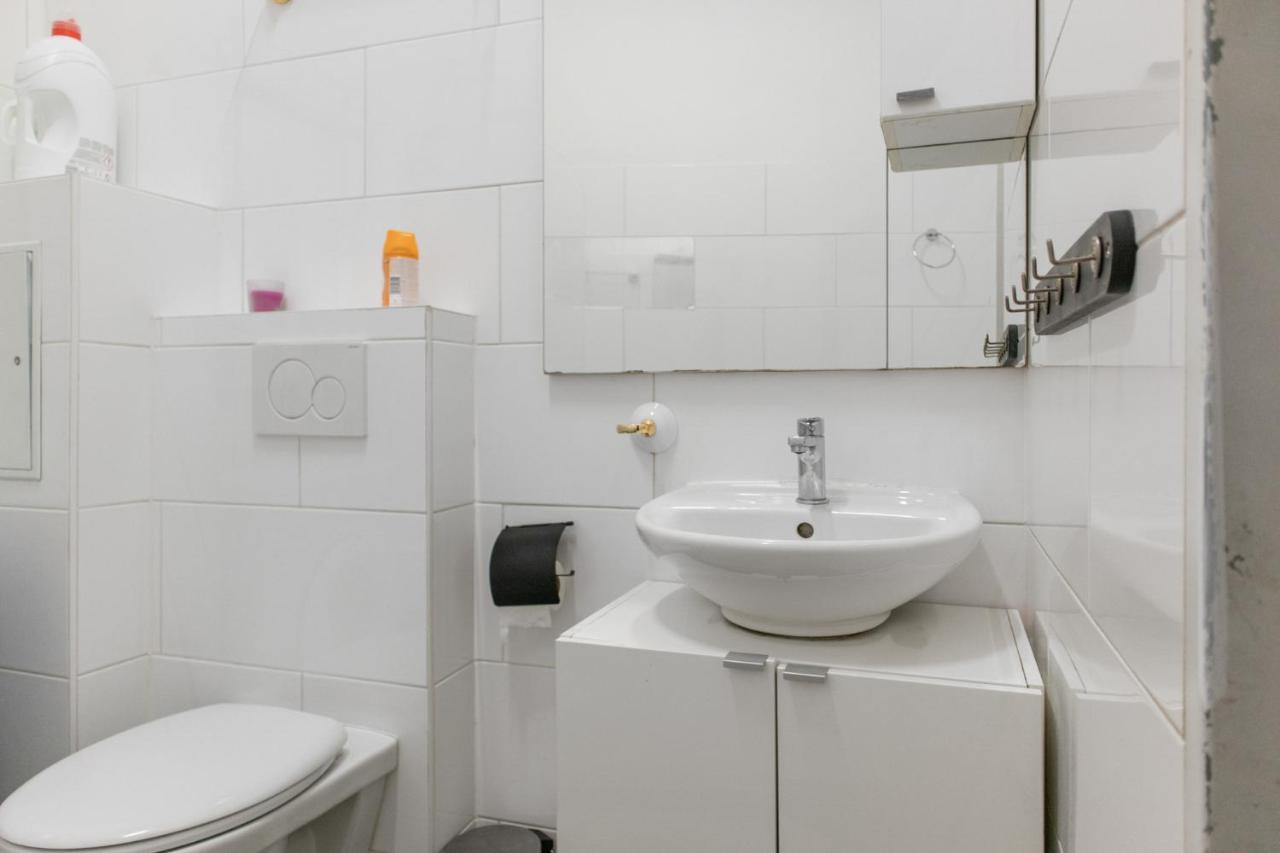 Joyful 2Br Shared Apt Near Millenium Tower & Danube River Wina Bagian luar foto